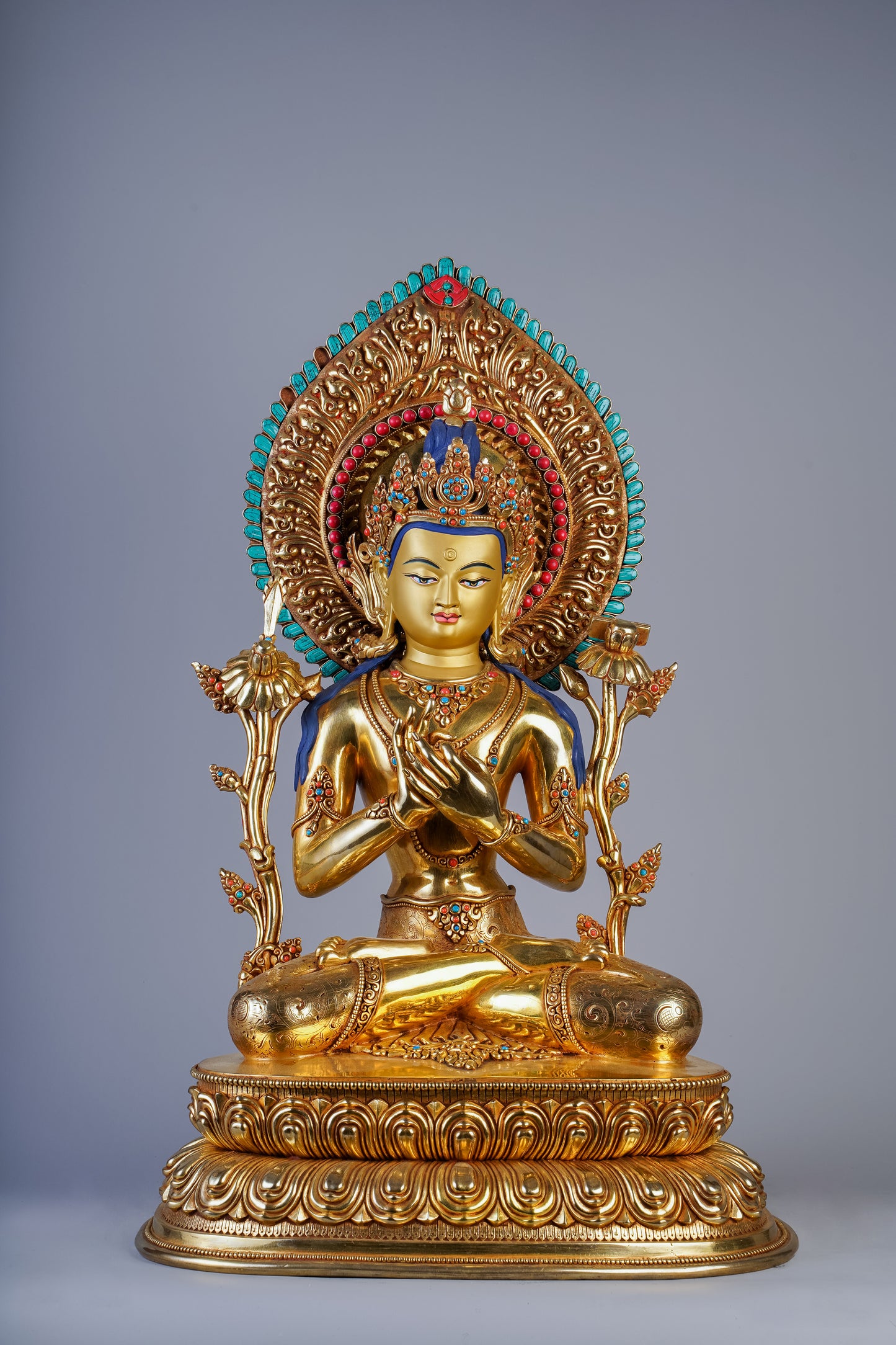 22 inch/ 56 cm White Manjushree
