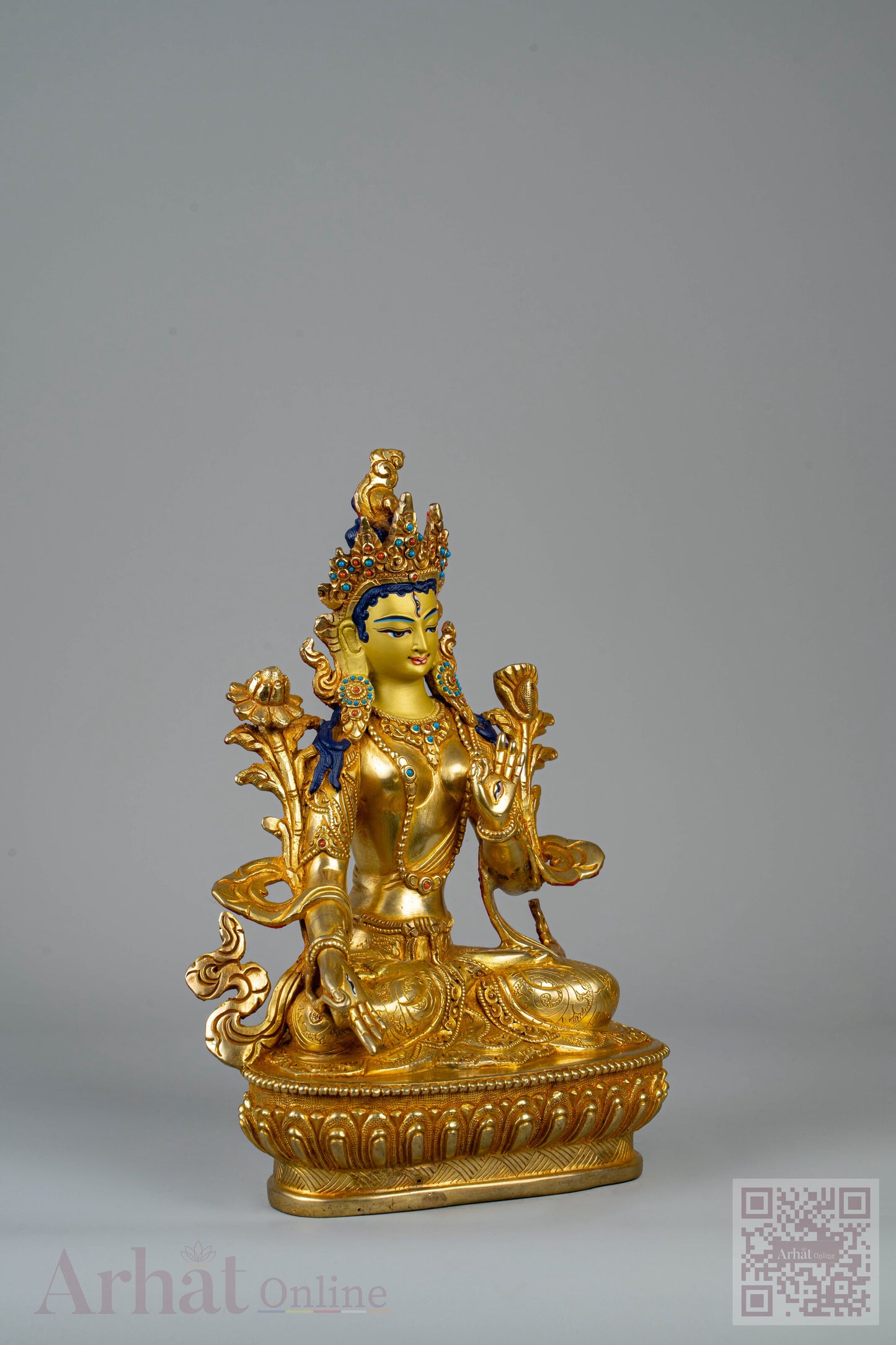 9 inch/ 23 cm White Tara